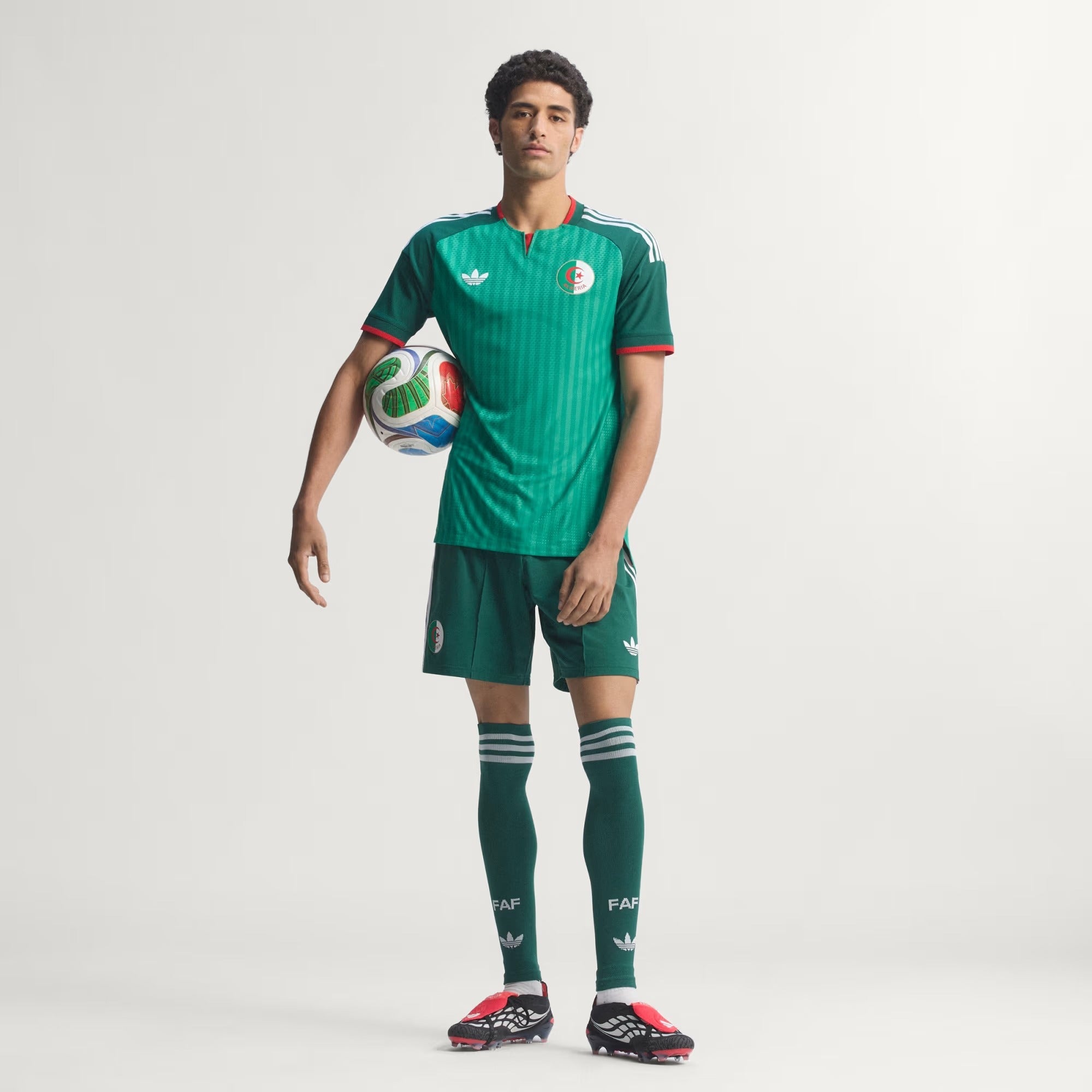 Camisa Argélia 2026/27 II Jogador